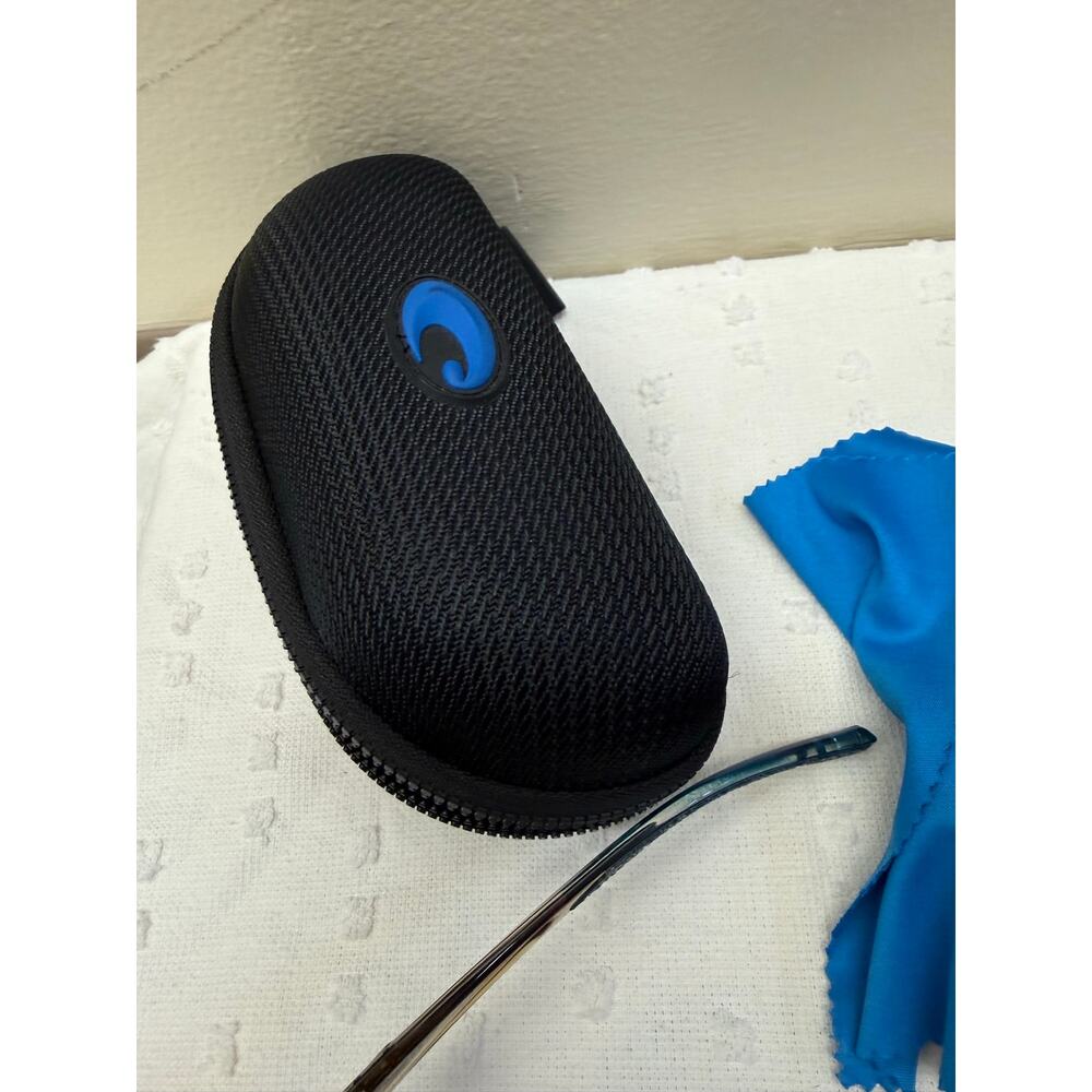 Costa Waterwoman 580P Polarized Sunglasses | Tortoise Blue Fade | Like New - Picture 3 of 11
